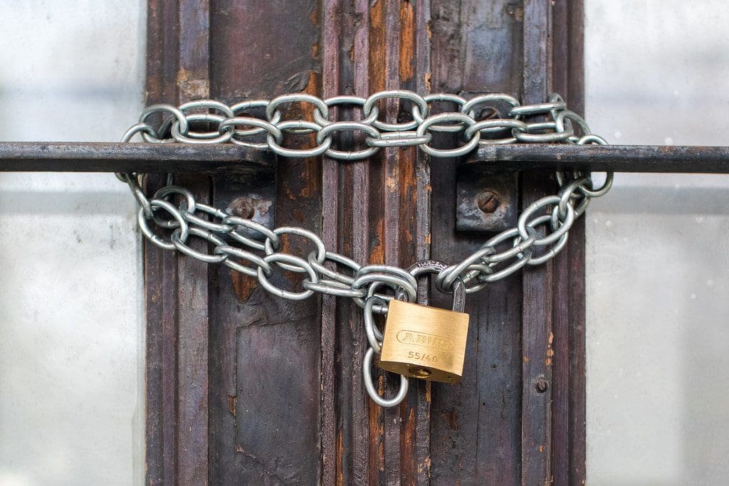 Three Arrows Capital (3AC) faces liquidation crisis. It failed to raise a $5 million margin call. Meanwhile, Celsius network faces insolvency