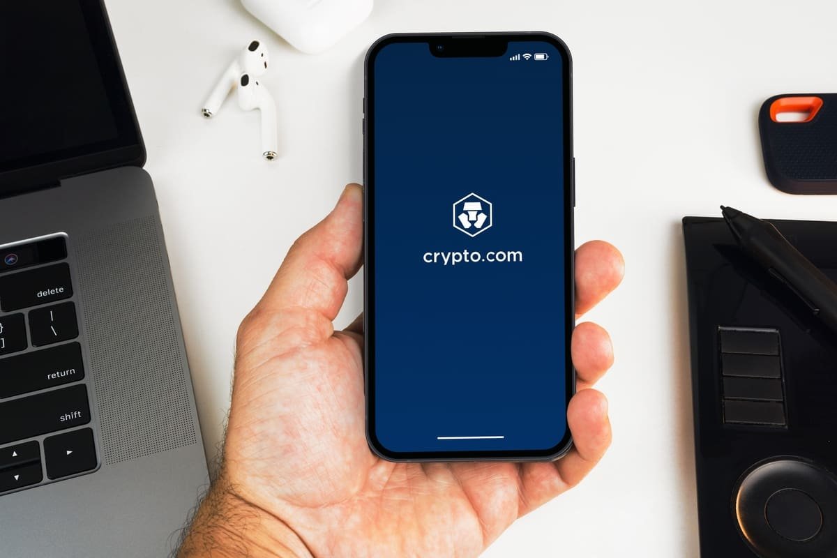 CRO plunges further as Crypto.com secures regulatory approval in France