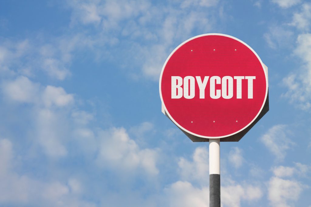 Why is Boycott Binance trending on Twitter?