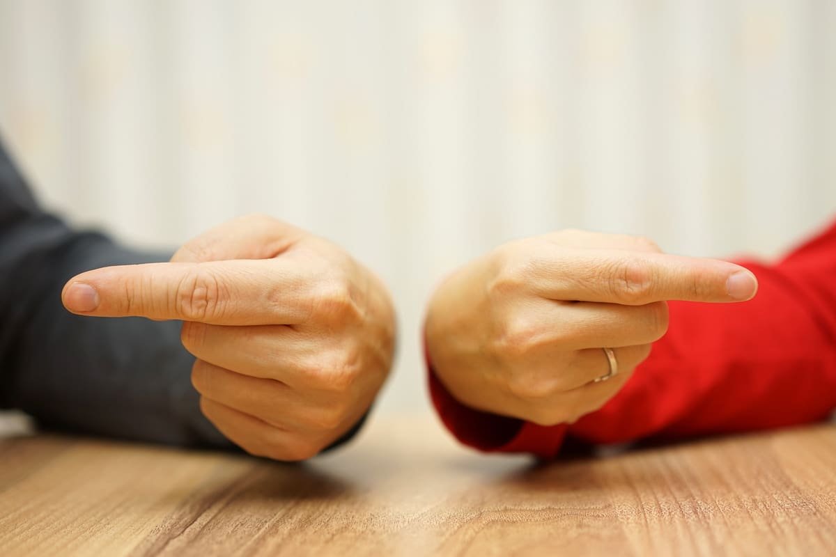 Coinbase crypto exchange admits to “conflict of interest” crypto trading worth $100M