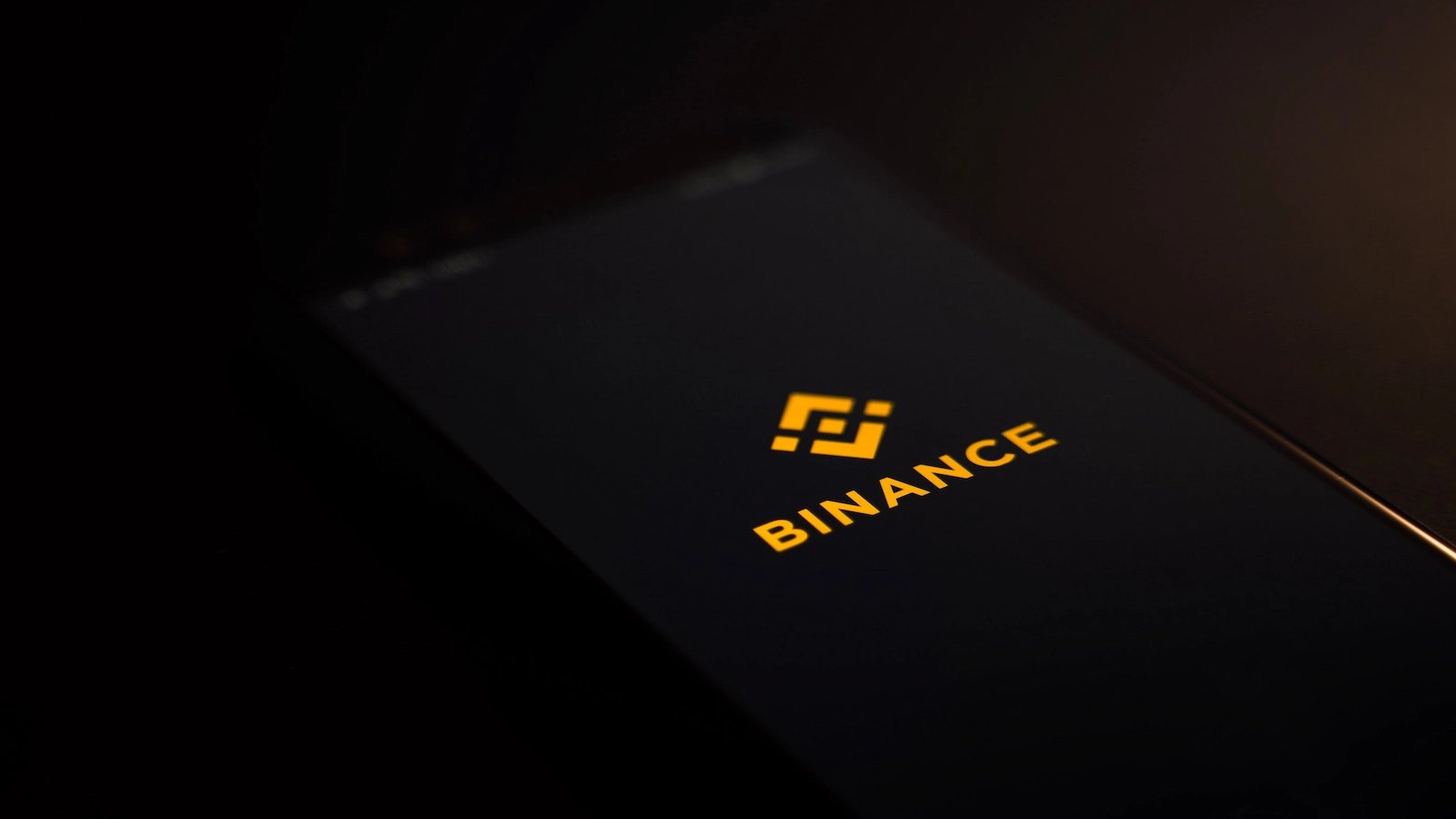 Binance courts another scandal, this time in the UK