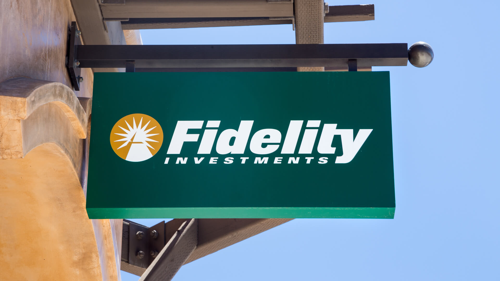 Fidelity joins the Bitcoin spot ETF train - rumors intensify