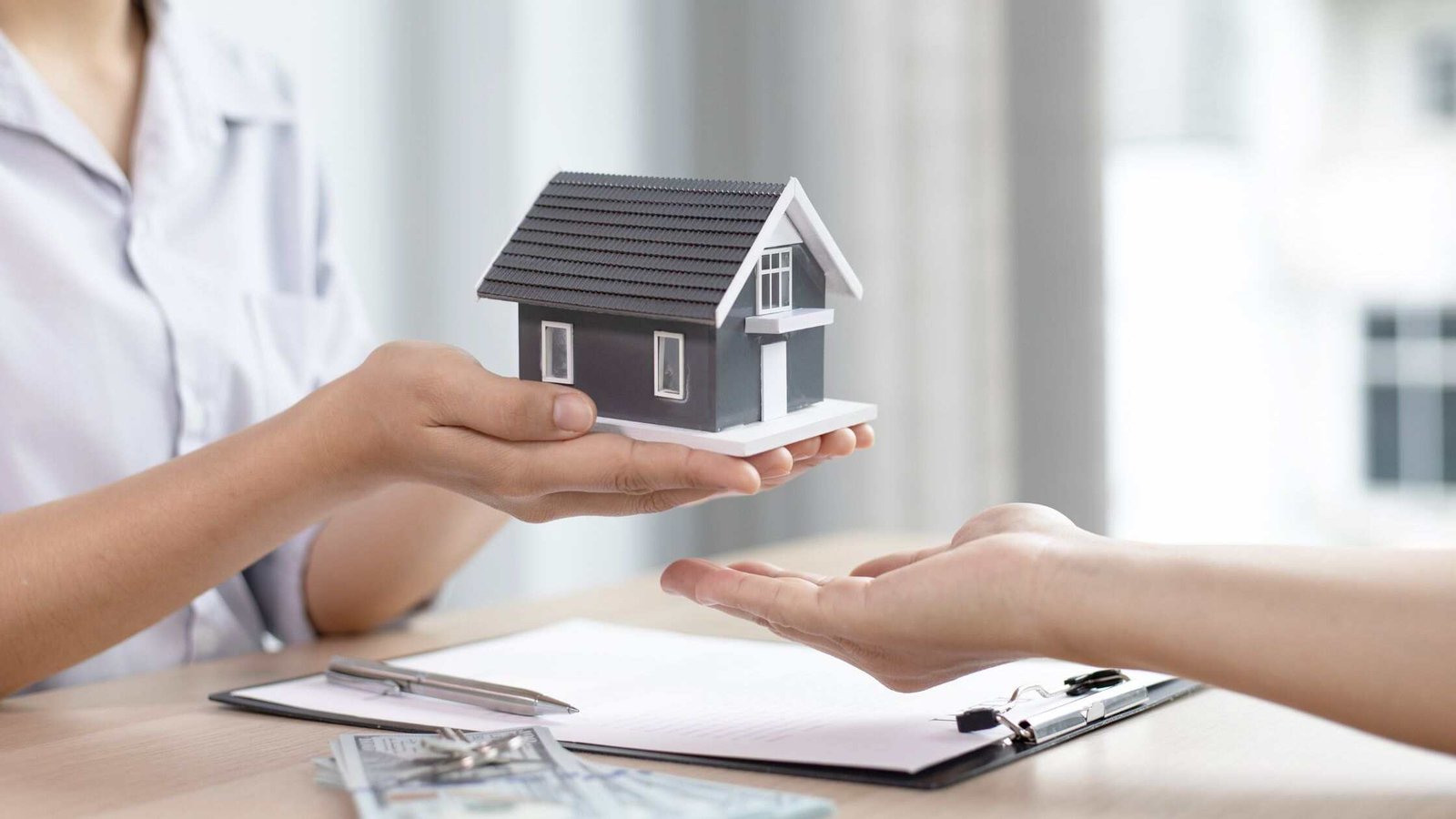 The 2.2% decline in sales of pre-owned homes in the United States, owing to Rising Mortgage prices, will impact the US Economy. 