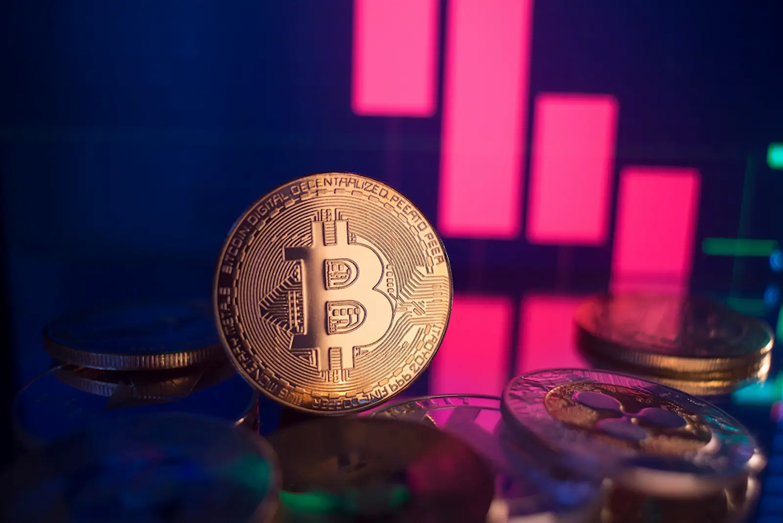 Bitcoin Drops below $43K; Borroe Finance Anticipates Bullish Momentum
