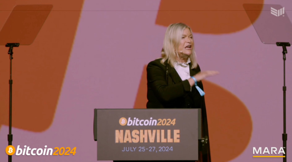 Lummis speaking on the Bitcoin 2024 mainstage in Nashville on July 27. Source: Rumble/Bitcoin Magazine
